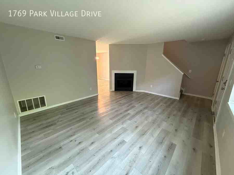 1769 Park Village Dr - Photo 3 of 26