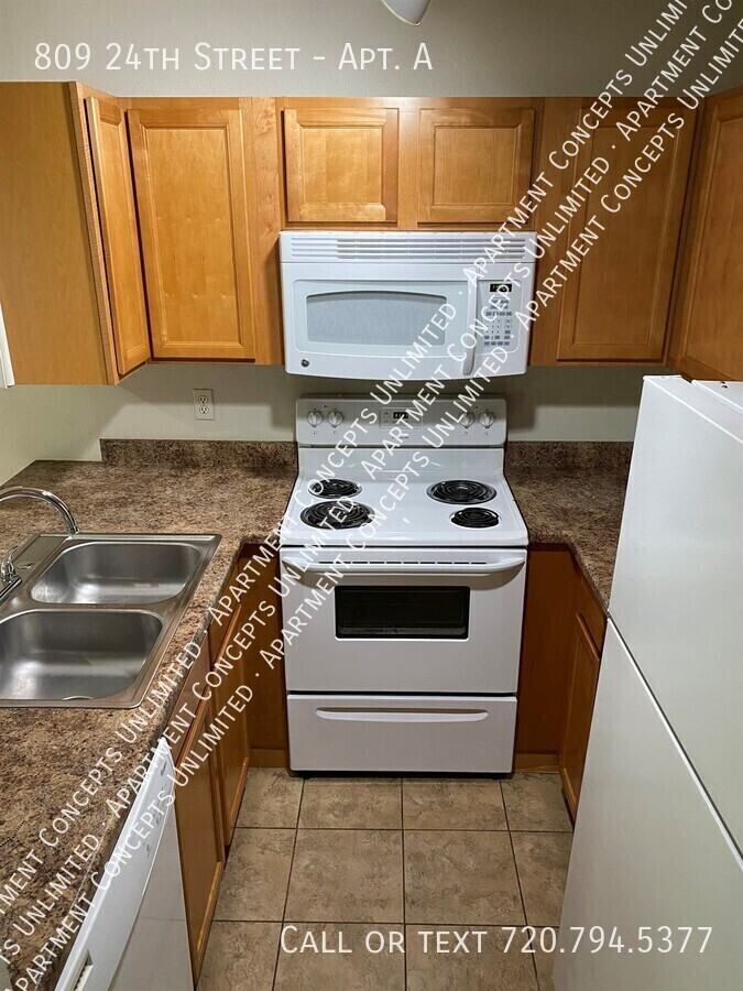 809 24th Street #A - Photo 4 of 8