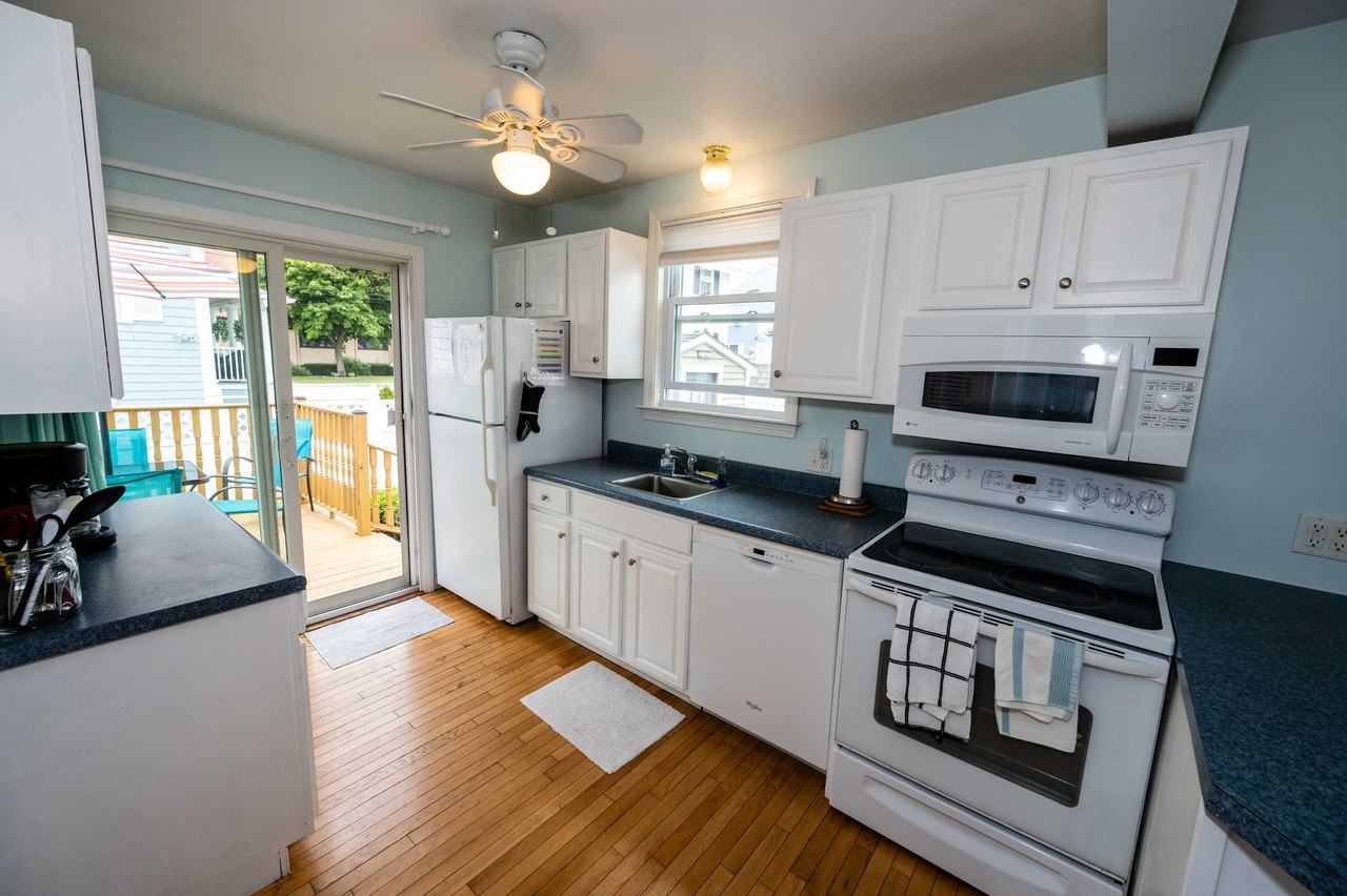 6 Weston Street - Photo 3 of 16