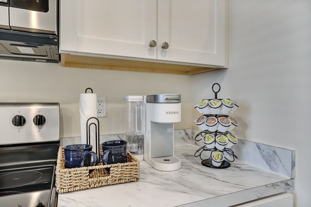 94 Red House Cir #1 - Photo 5 of 50