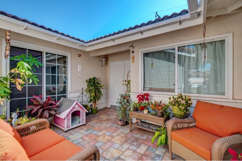 5403 Stevely Ave - Photo 2 of 14