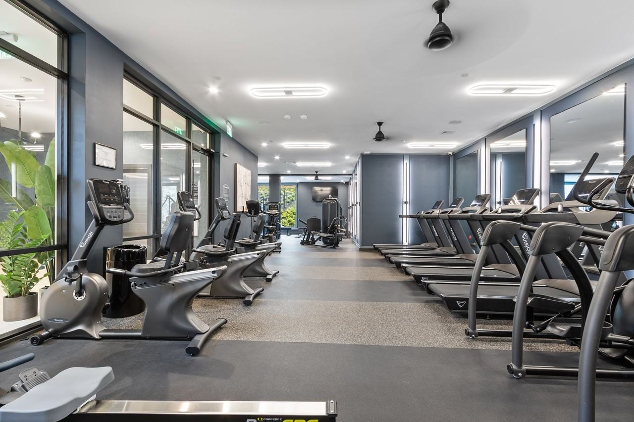 Presidential Gardens at Manchester - Photo 5 of 50