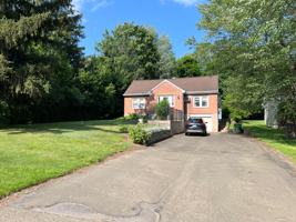 featured image of 678 Bartholomew Rd #678