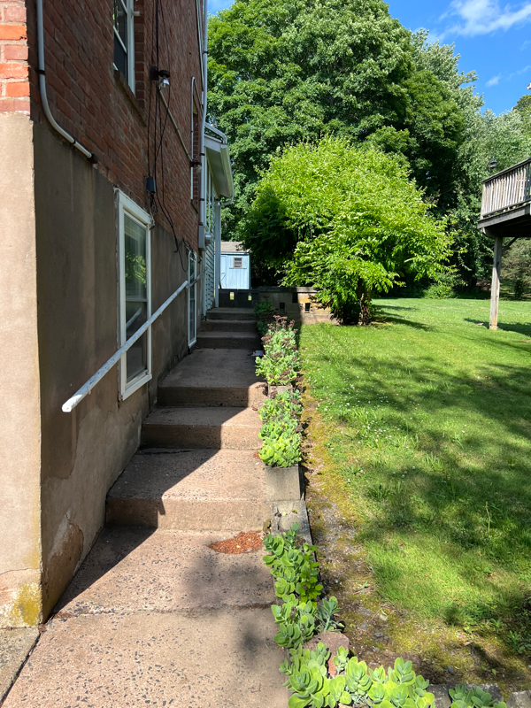 678 Bartholomew Rd #678 - Photo 2 of 20
