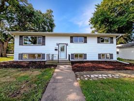 9405 Olympia St - Photo 1 of 1