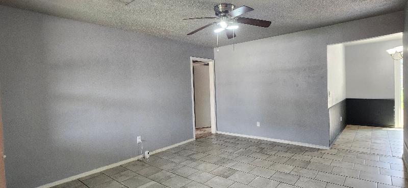 4708 Se 45th St - Photo 2 of 15