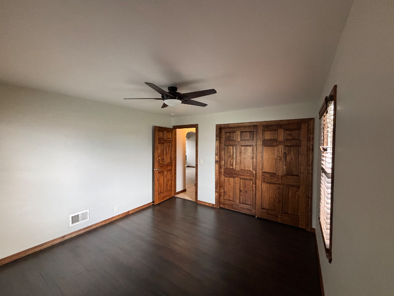 5139 Algoma Rd - Photo 2 of 16