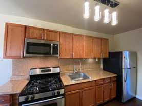1520 W Champlost St #3rdFL - Photo 1 of 1