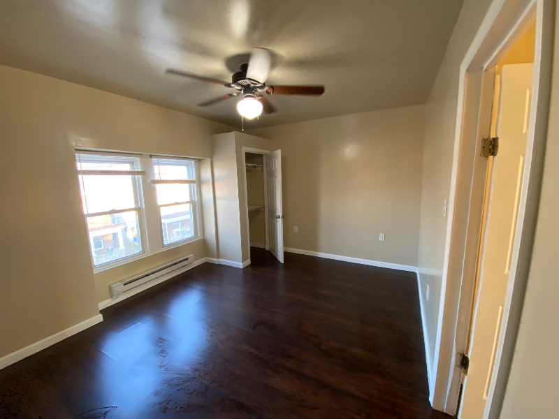 1520 W Champlost St #3rdFL - Photo 4 of 13