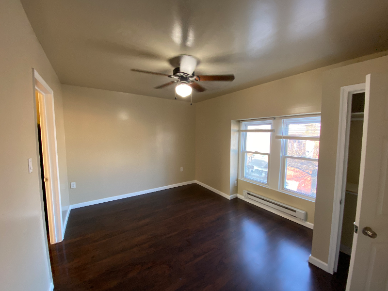 1520 W Champlost St #3rdFL - Photo 6 of 13