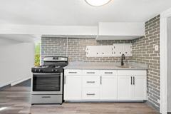 133 Glenmore Ave - Photo 1 of 1