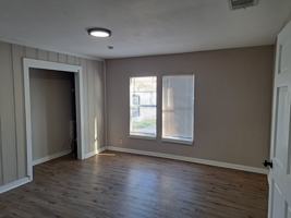 featured image of 1430 W 5th Ave #NA