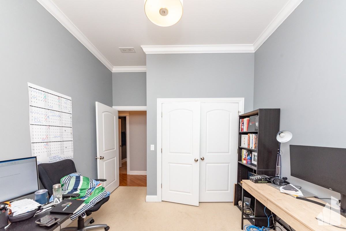 2901 N Halsted St #303 - Photo 5 of 10