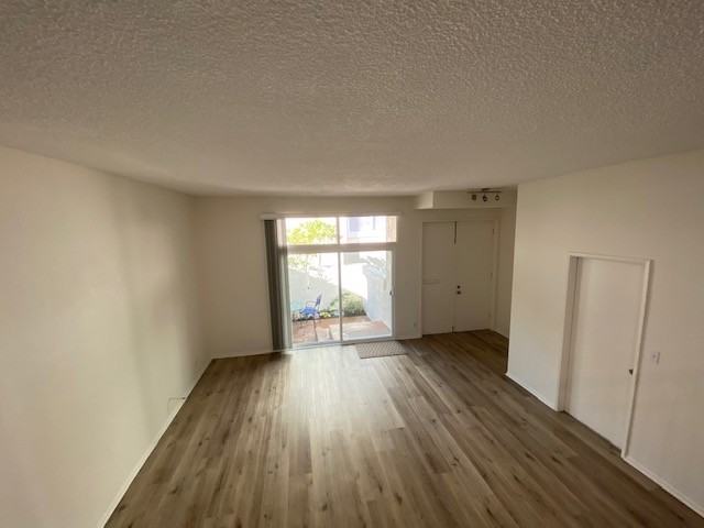 423 2nd St #NA - Photo 7 of 21