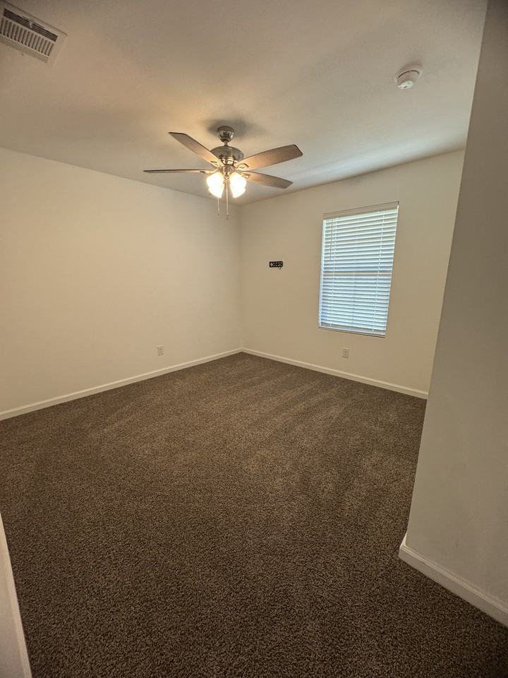 35487 Grovemont Dr #NA - Photo 3 of 11