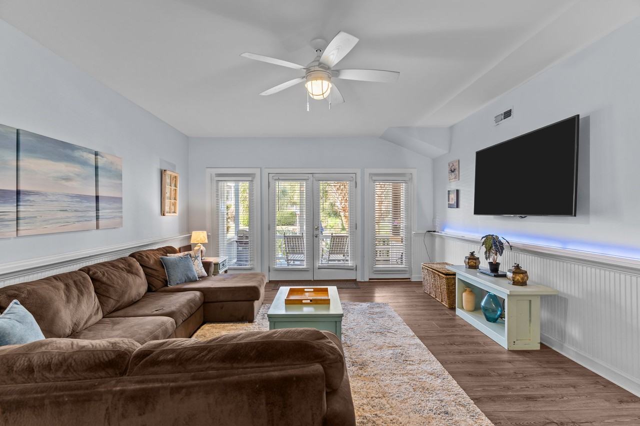 213 Gazebo Ct - Photo 2 of 41