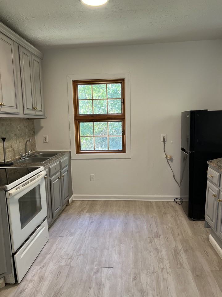 1469 State Ave #NA - Photo 3 of 11