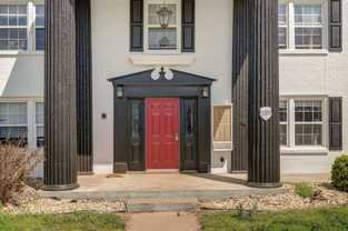 Elm 1315 - Photo 1 of 1