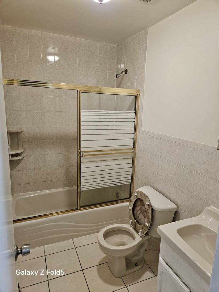 66 -78 69th Street #2 FLOOR - Photo 7 of 15