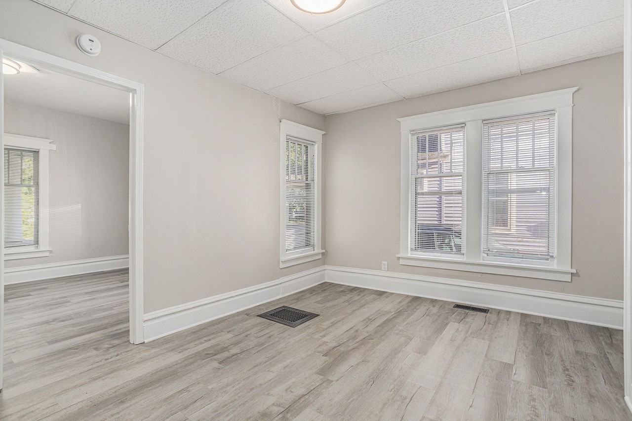 429 Davis St #1 - Photo 2 of 18