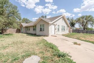 3501 S Van Buren St - Photo 1 of 1