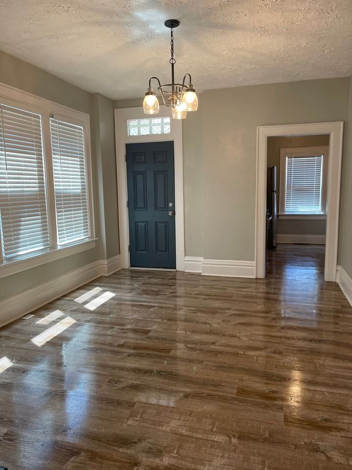 931 E. Whittier Street - Photo 5 of 22