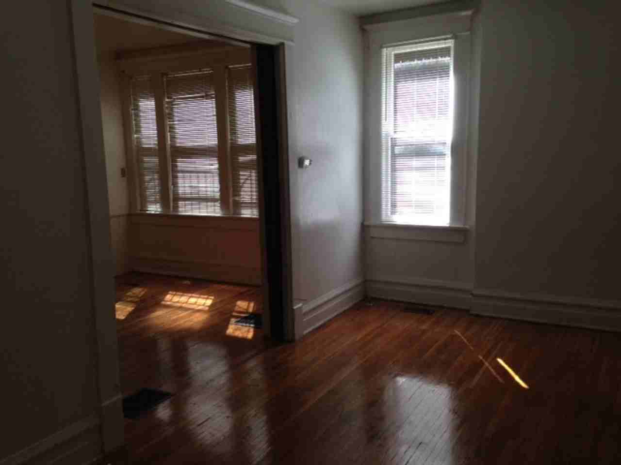 233 E 18th Ave - Photo 3 of 17