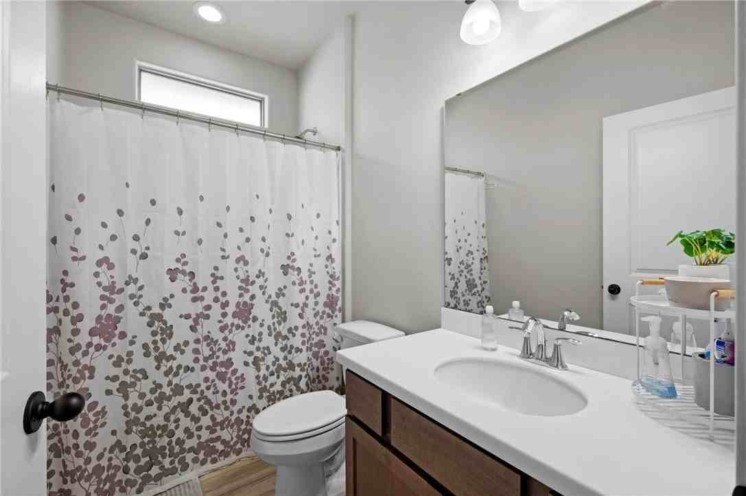 1035 Ocean Breeze Street - Photo 5 of 24