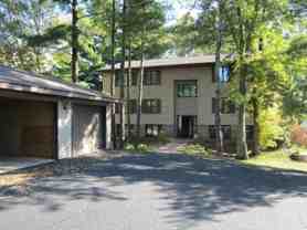 653 Brooks Pl - Photo 1 of 1