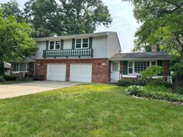 featured image of 1439 Springdale Ln