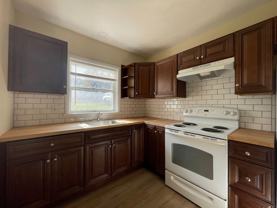 702 E Willow St - Photo 1 of 1