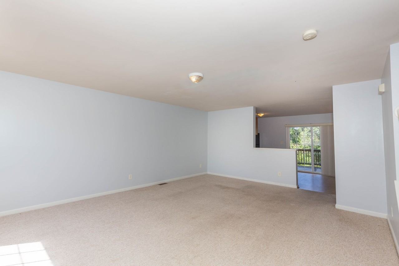 128 Pony Cir - Photo 3 of 27