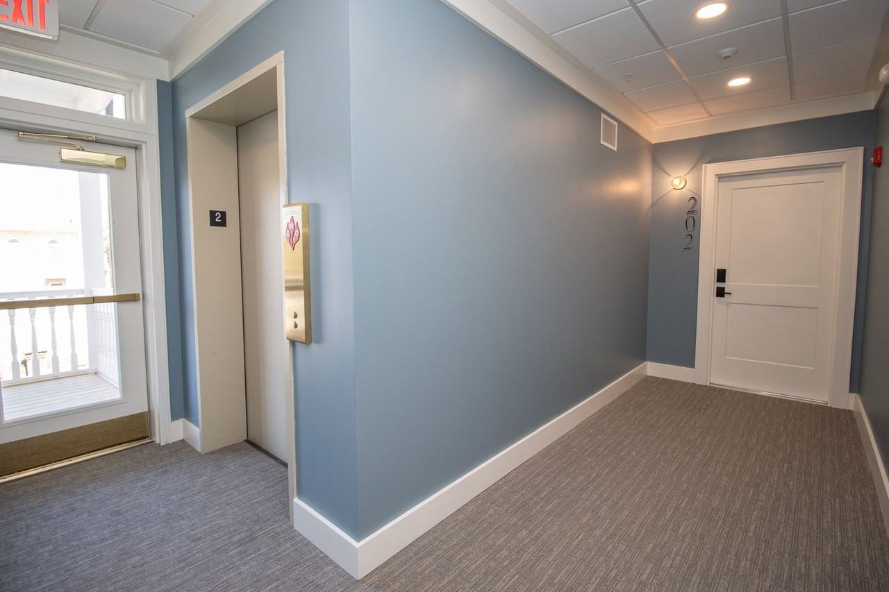 1303 Blanding St - Photo 6 of 20