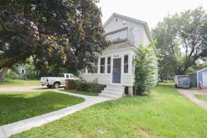 featured image of 1516/1520 E Hawthorne Ave