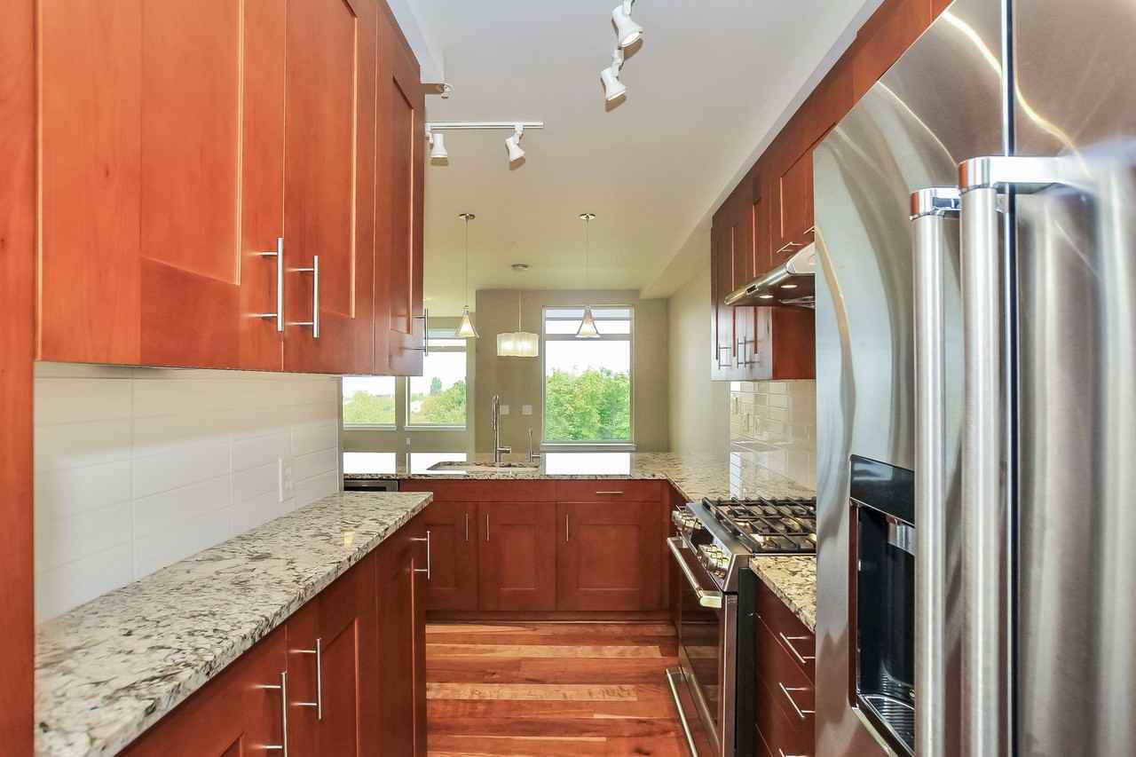 61 Pine St #213 - Photo 3 of 25