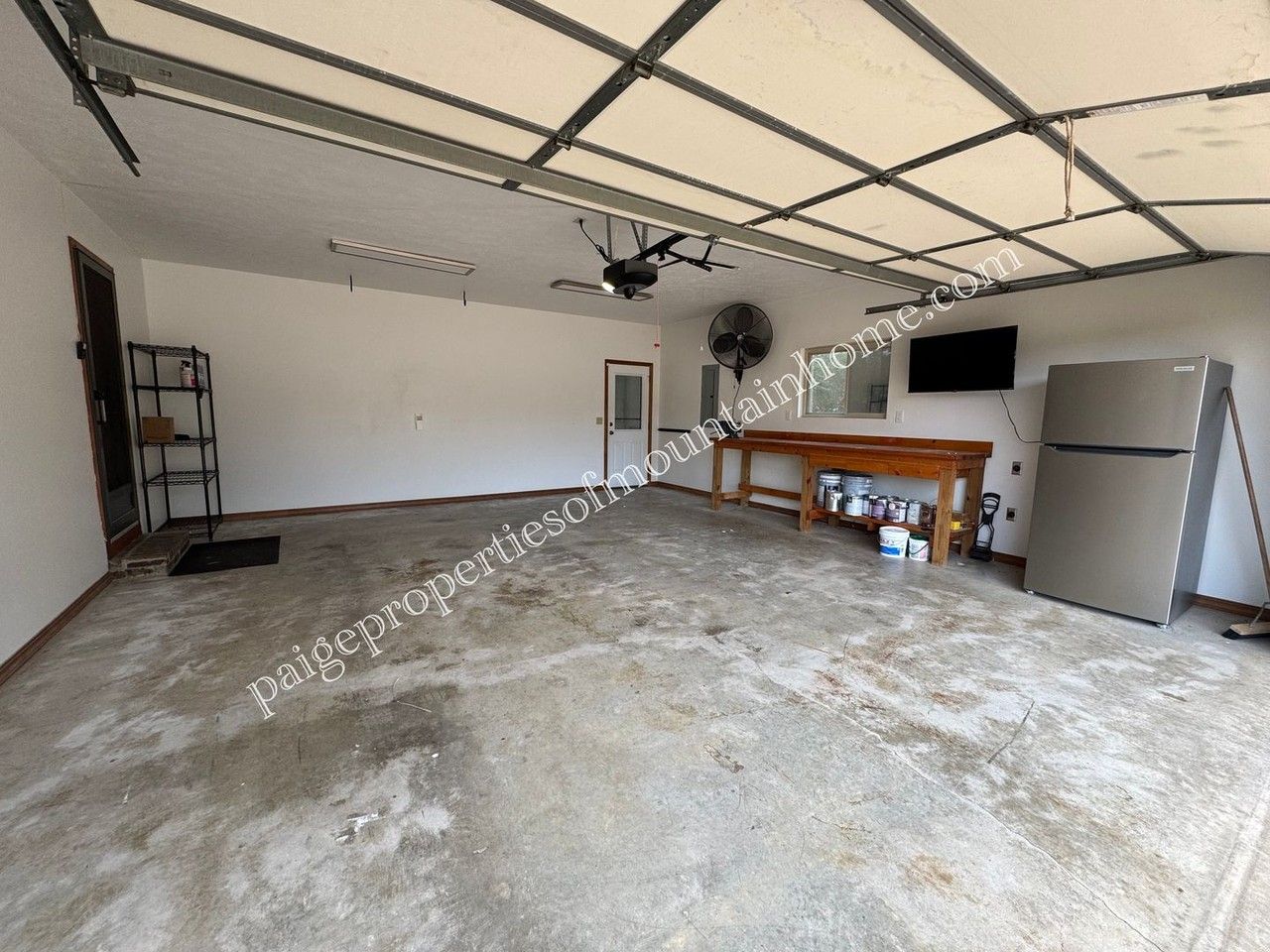 73 Highridge Ct - Photo 2 of 32