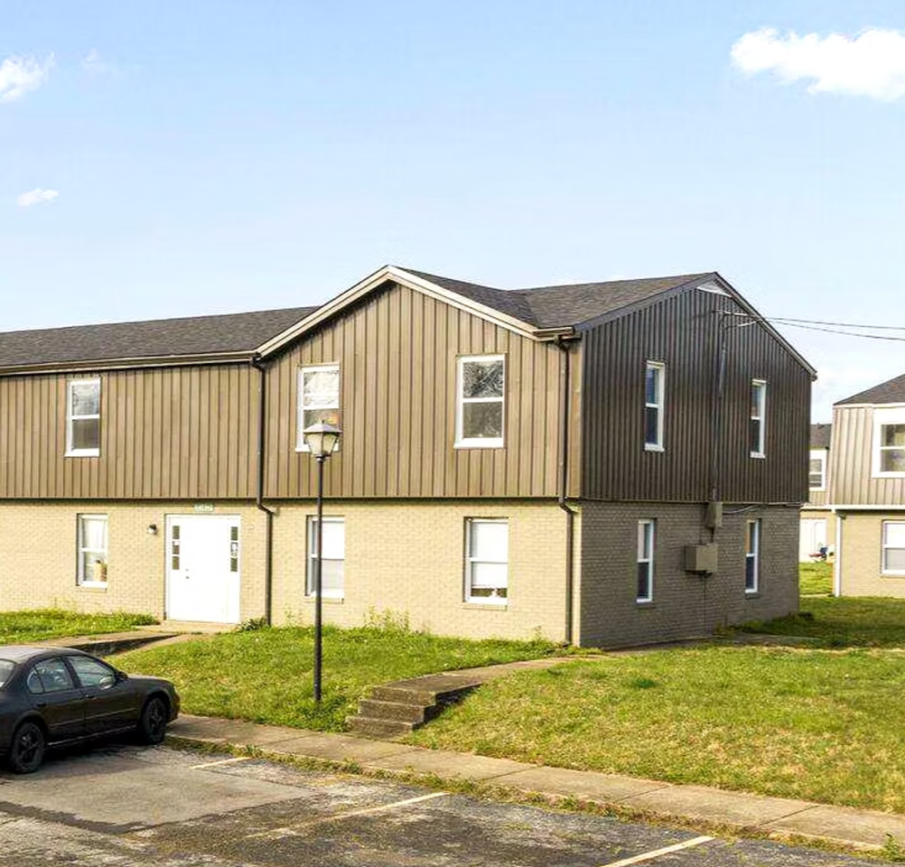 River Glow Apartments - Photo 5 of 11