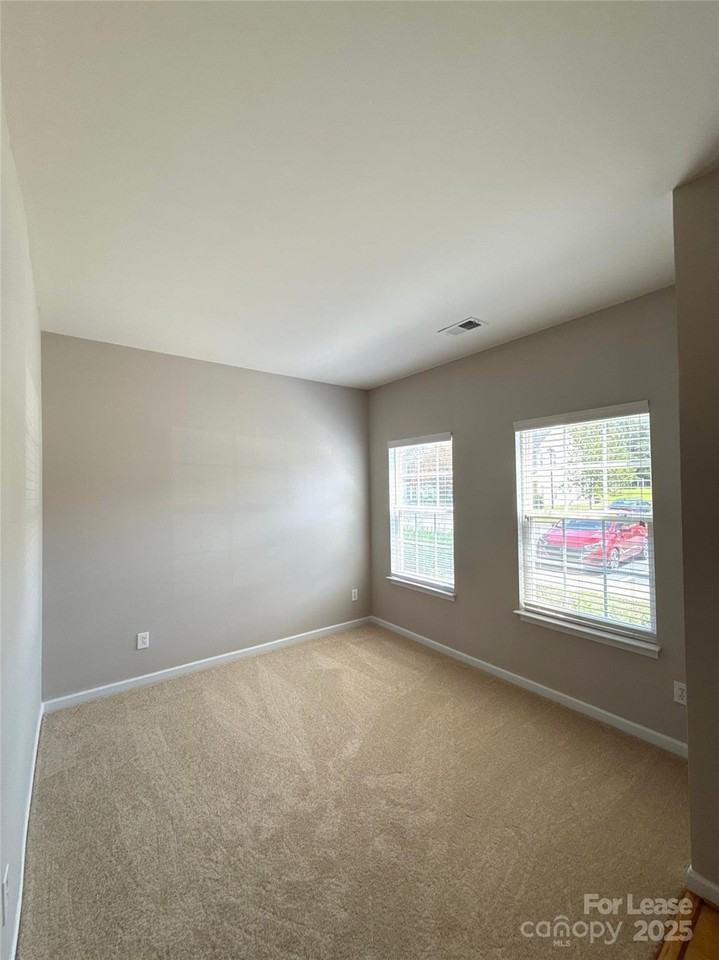 326 Hancock Union Lane - Photo 3 of 21