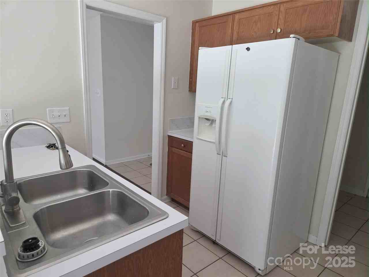 141 Eagle Ct - Photo 7 of 24