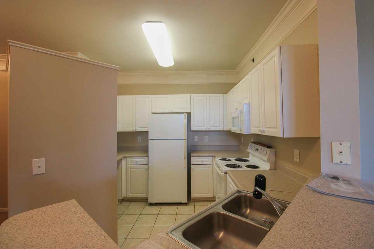 2037 Telfair Way - Photo 6 of 22