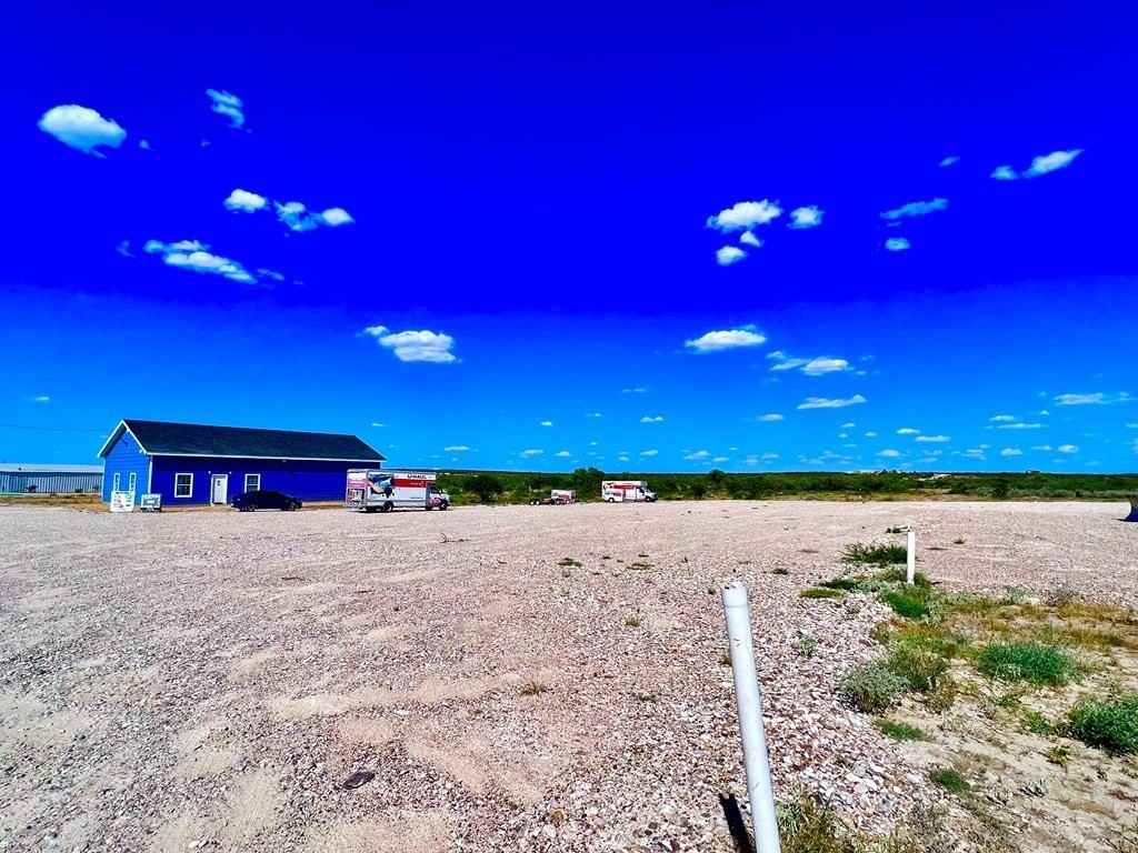 8051 E Us Highway 277 - Photo 6 of 11