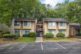 2205 Surrey Ct Se - Photo 1 of 1