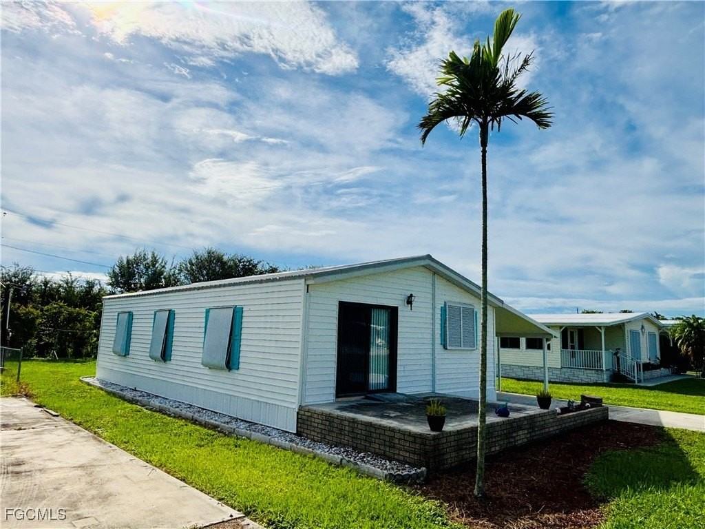 16091 Siesta Dr - Photo 2 of 19