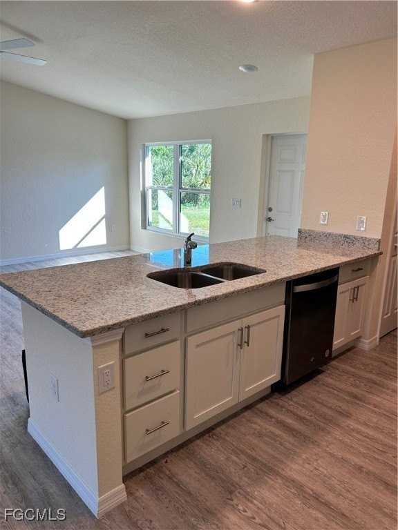 1031 South Bronze Court - Photo 7 of 21