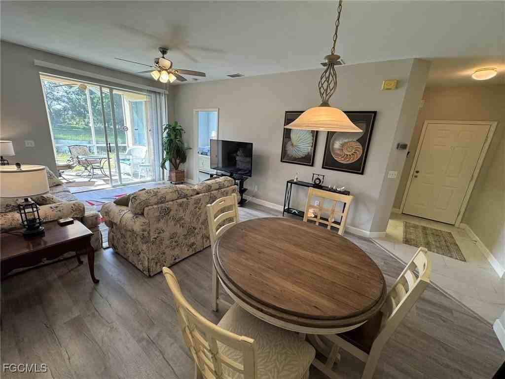 14970 Vista View Way #303 - Photo 6 of 44
