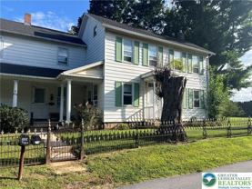 1450 Church Ln Unit B #B - Photo 1 of 1