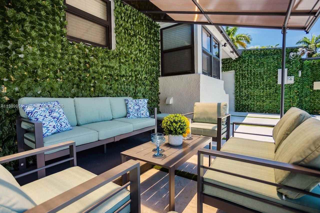 801 Harrison St - Photo 4 of 46