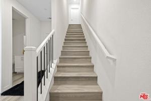 featured image of 27109 Valley Oak Pl