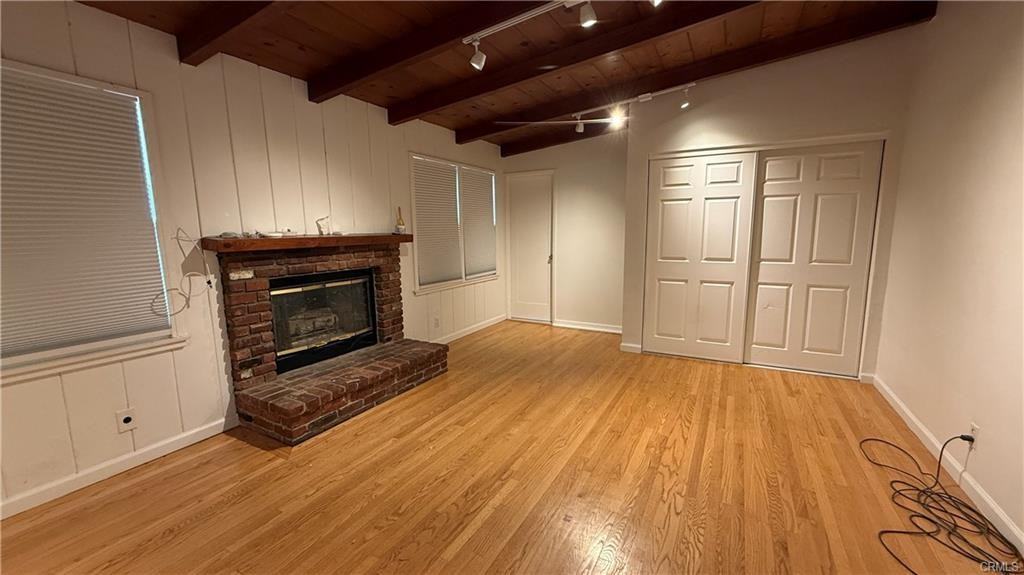 17458 Nordhoff St - Photo 3 of 8