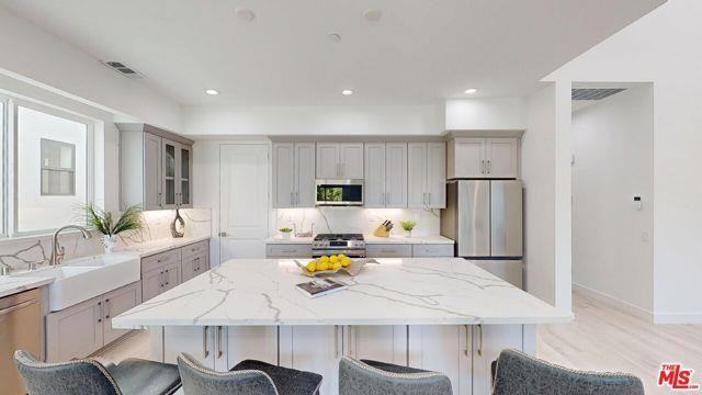 8486 Winnetka Ave - Photo 2 of 8